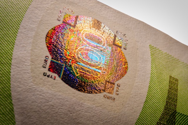 Hologrammschutz für Hundert-Euro-Banknoten